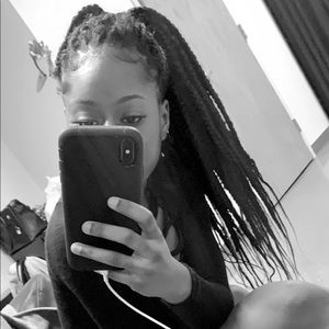 Meet your Posher, Jasmine